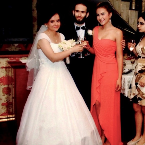 BCBG Kail Draped One-Shoulder Gown in Ambrosia 🟣 - Picture 6 of 7